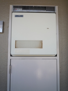 �摜(240x320)�E�g��摜(495x660)