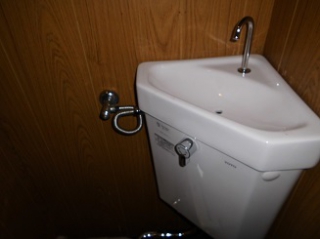 �摜(320x239)�E�g��摜(327x245)