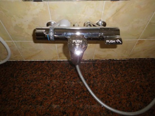 �摜(320x239)�E�g��摜(327x245)