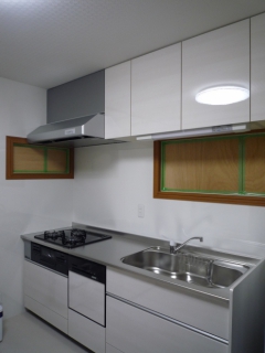 �摜(240x320)�E�g��摜(495x660)