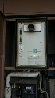 �摜(179x320)�E�g��摜(371x660)