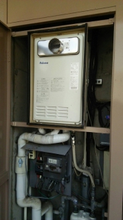 �摜(179x320)�E�g��摜(371x660)