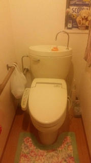 �摜(179x320)�E�g��摜(240x427)