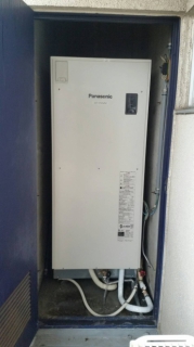 �摜(179x320)�E�g��摜(371x660)