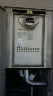 �摜(179x320)�E�g��摜(371x660)