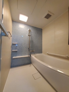 �摜(240x320)�E�g��摜(346x461)